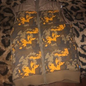 This vest is a good for spiinin on opps